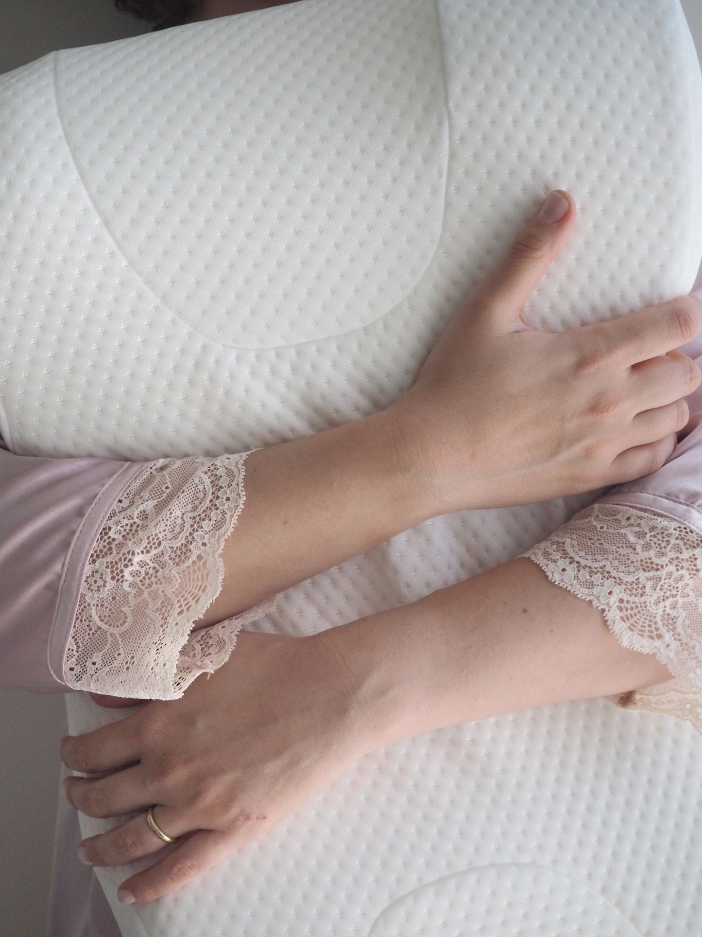 Anti-Wrinkle Beauty Pillow