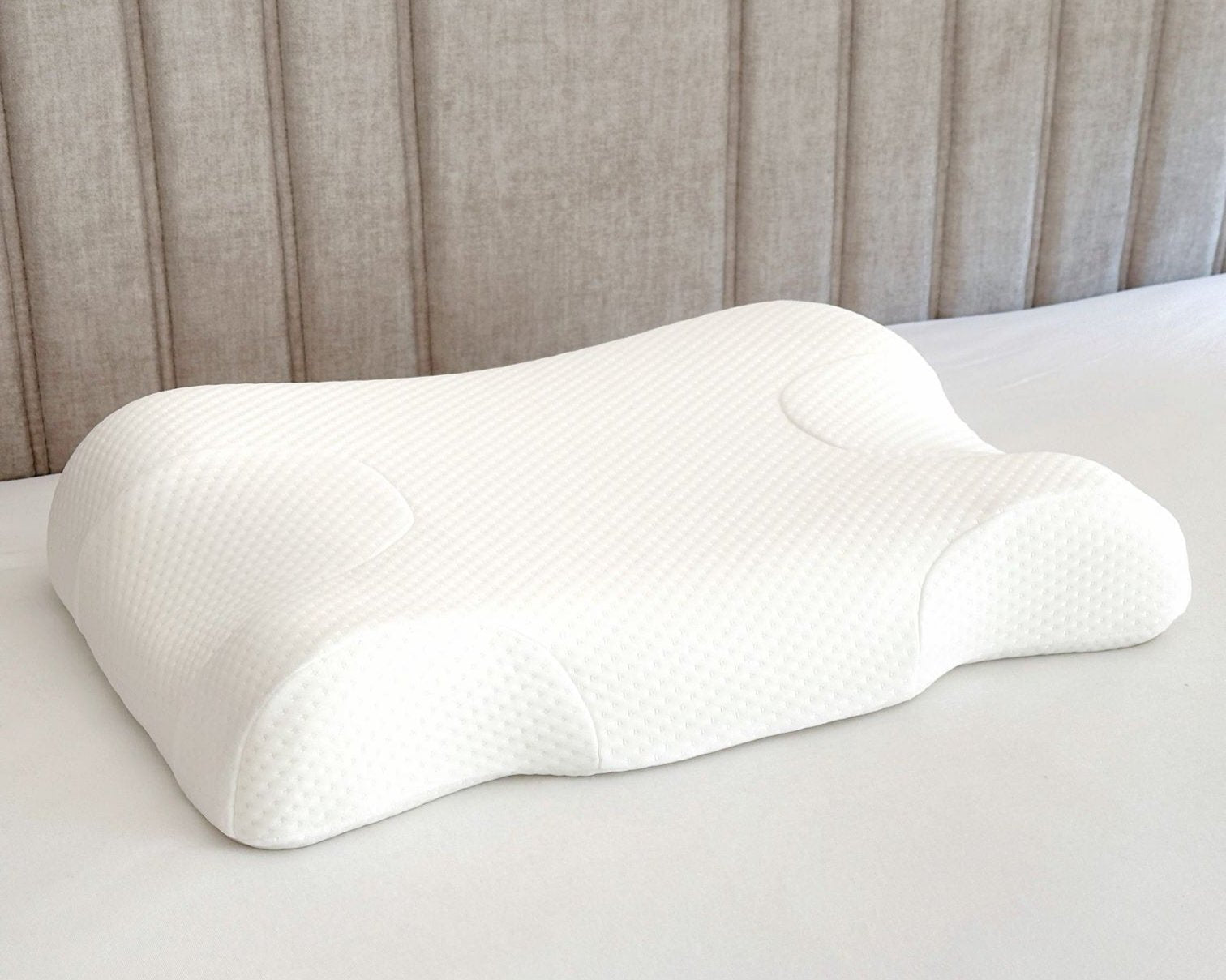 Best Anti-Wrinkle Pillow for Beauty Sleep | Smoomy